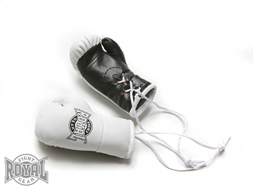 Брелок ROYAL MBG-car-white