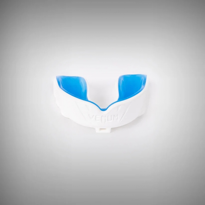 Капа VENUM CHALLENGER - бело-синий