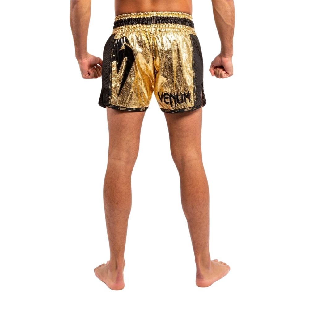 Шорты VENUM GIANT FOIL MUAY THAI SHORTS - GOLD/BLACK