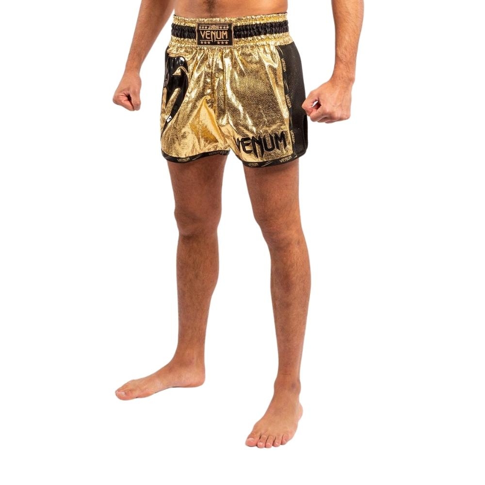 Шорты VENUM GIANT FOIL MUAY THAI SHORTS - GOLD/BLACK