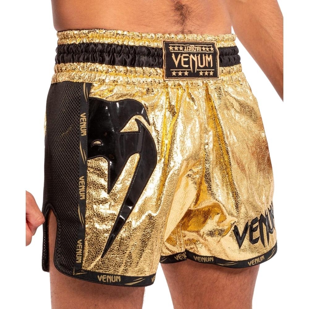 Шорты VENUM GIANT FOIL MUAY THAI SHORTS - GOLD/BLACK