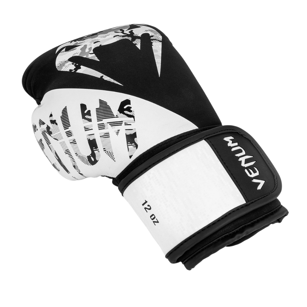 Боксерские перчатки VENUM LEGACY