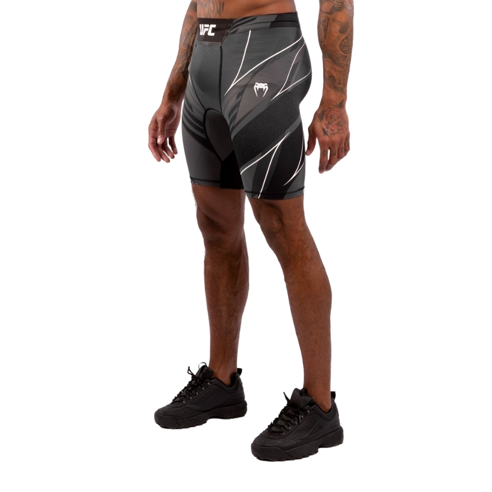 Шорты UFC VENUM AUTHENTIC FIGHT NIGHT - LONG FIT - BLACK
