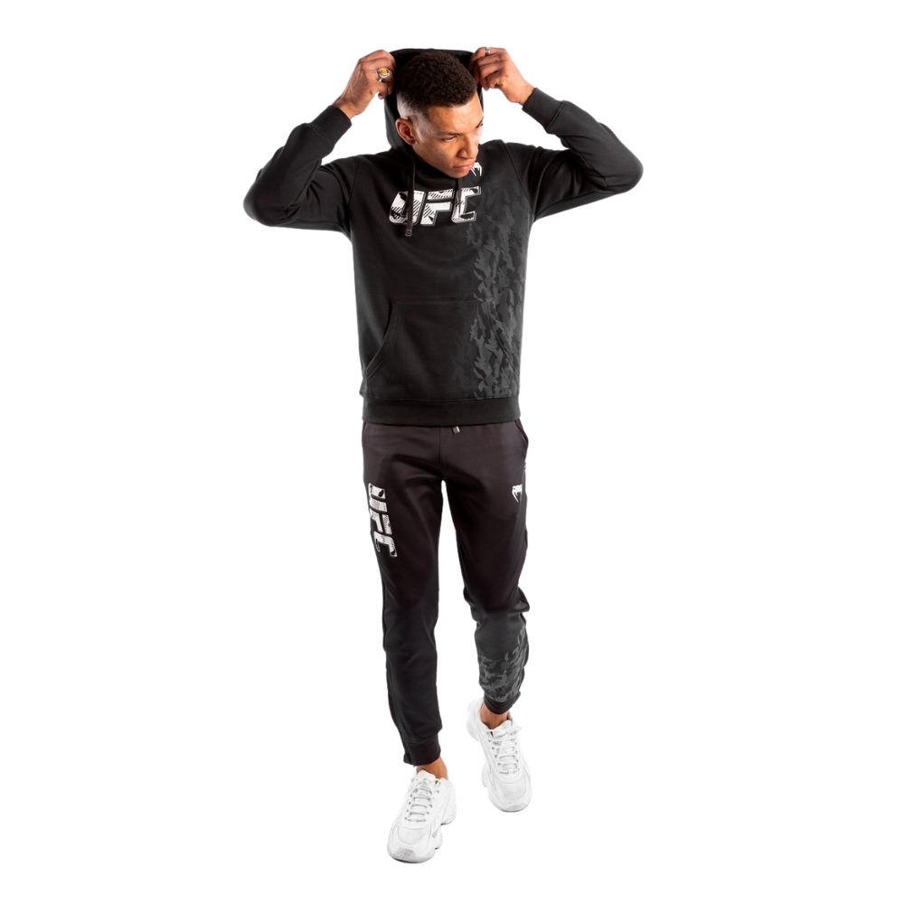 Худи UFC VENUM AUTHENTIC FIGHT WEEK - BLACK