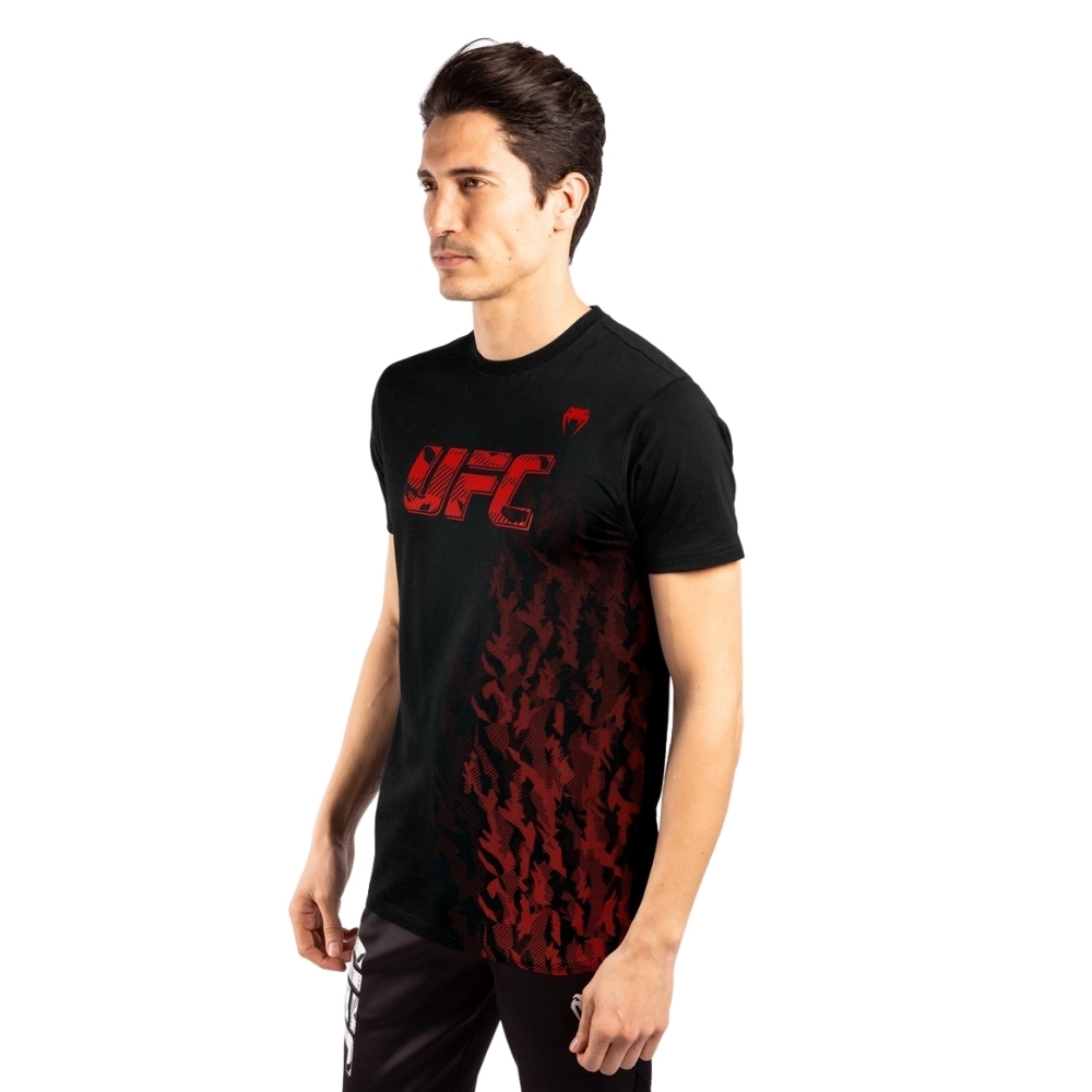 Футболка UFC VENUM AUTHENTIC FIGHT WEEK MEN'S SHORT SLEEVE - BLACK