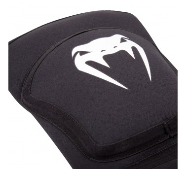 Наколенники  VENUM KONTACT EVO - BLACK